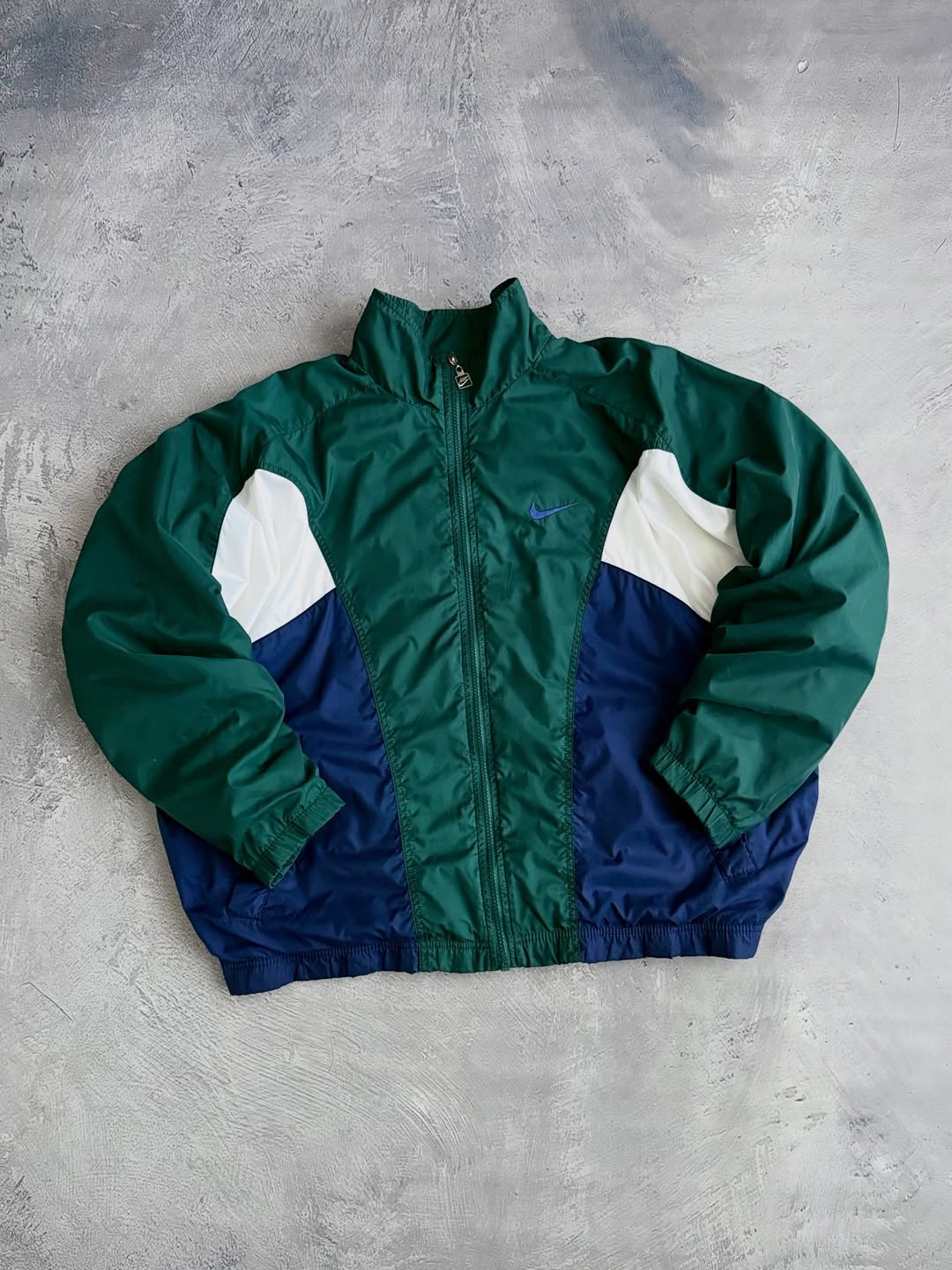 UNISEX VINTAGE NKE JACKET